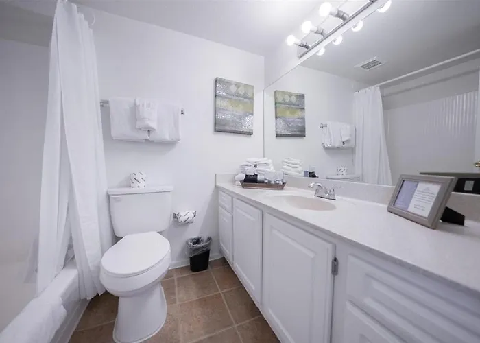 131 Fully Furnished, Amenities Galore Scottsdale